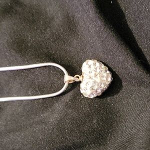 Necklace heart pendant